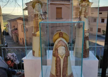 “Sacra Famiglia”: a Semestene una nuova opera dell’artista Pina Monne