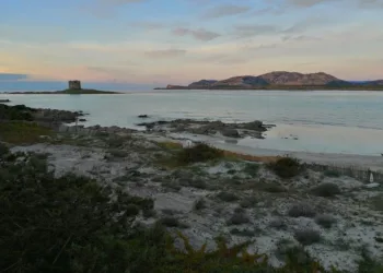 Rete sentieristica a Stintino: il gruppo consiliare di opposizione propone il coinvolgimento dei proprietari dei terreni