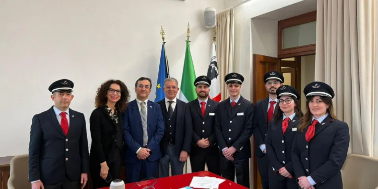 Questa mattina, nel Municipio di Olbia, si è svolta la cerimonia di giuramento di quattro nuovi capitreno, alla presenza del sindaco Settimo Nizzi