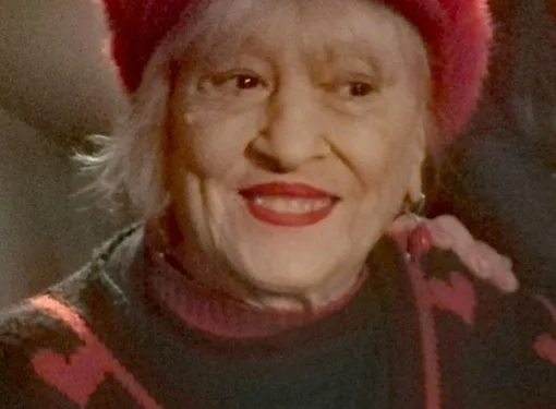 Nuoro: alla “Nevi Arte” celebrata la creatività di Rosetta Murru, con una mostra pittorica e di ceramiche artistiche, e l’arte della francese Isa Sator