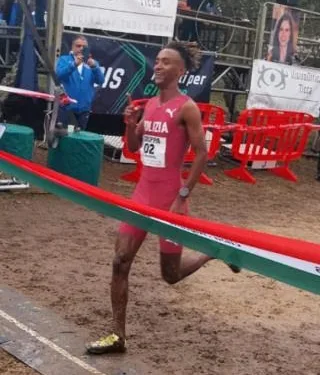 Yeman Crippa e Winfred Yavi Re e Regina del X Cross di Alà dei sardi