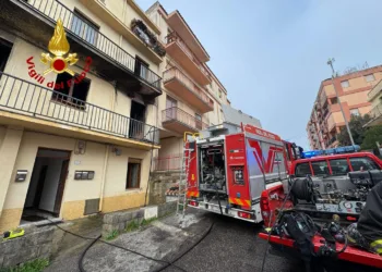 Nuoro: incendio in un appartamento di via Istria