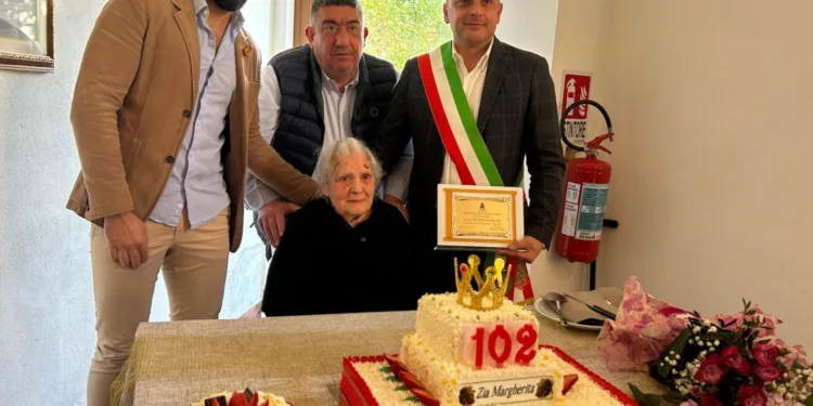 Osilo: i 102 anni di zia Margherita Barca