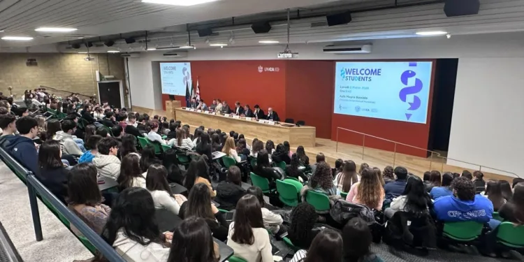 Welcome Students per Medicina e Odontoiatria: oltre 300 nuovi iscritti accolti a Monserrato