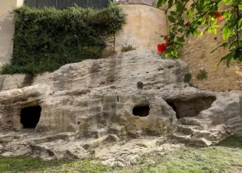 Arte, archeologia, identità: a Sennori “Le domeniche alle 5” alla scoperta del jazz e delle domus de janas