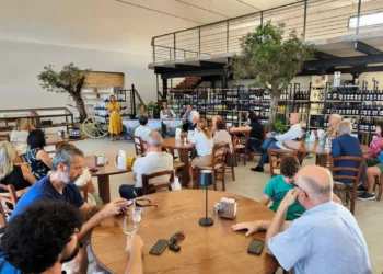 Dal vigneto al calice: alle Cantine di Pozzo San Nicola, a Stintino, ripartono gli incontri con il pubblico