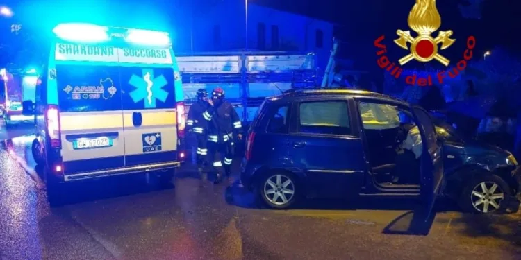 Ghilarza: incidente stradale in Corso Umberto, un ferito