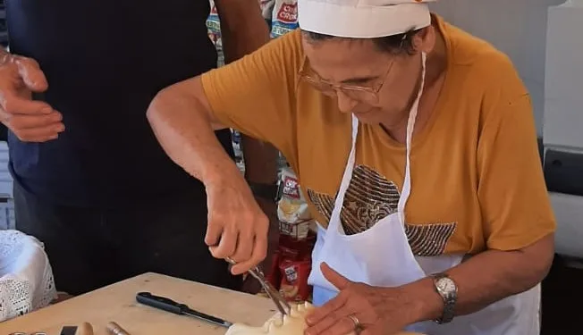 Pasqua a Segargiu, “Su Nenniri e Sas matracas”: la tradizione prende la forma di gioco e laboratorio per i piccini che riproducono piante e strumenti popolari