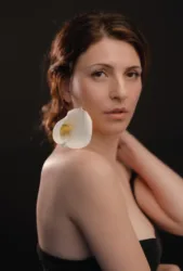 Medinsard presenta “25” il working progress della cantante, autrice e compositrice Stefania Secci Rosa