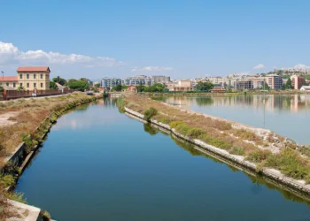 Molentargius, sopralluogo dell’assessore Francesco Spanedda negli immobili storici del Parco naturale: «Vogliamo restituire questi spazi alla collettività»