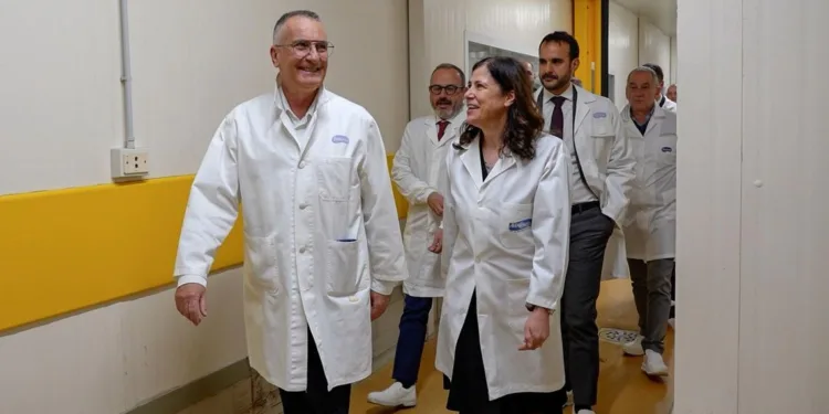 La presidente Alessandra Todde ha visitato la 3A di Arborea