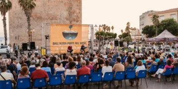 Dall’altra parte del mare 2026: ad Alghero 4 giornate per tracciare le “mappe per il futuro”