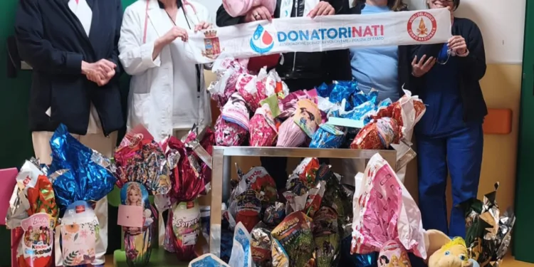 Pasqua: tempo di doni per la Pediatria del San Martino