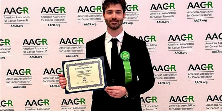 Dall’Università di Cagliari alla ricerca internazionale: a Christian Migliarese, giovane laureato UniCa, il premio AACR (American Association for Cancer Research)