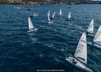 Sono partiti con il piede giusto, a Porto Rotondo, l’Eurochallenge Open Skiff e la prima Regata Nazionale RS Aero
