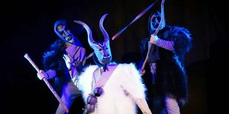 Gli Artisti Fuori Posto debuttano al Teatro Massimo con lo spettacolo in lingua sarda e inglese “NOSUS”