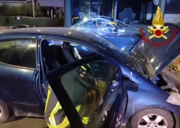 Sassari: incidente stradale in via Carlo Felice