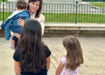 Poste italiane. Festa della mamma a Sassari: l’esperienza di Maura, consulente postale di via Unbgaretti e madre di tre figlie
