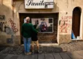 “Serrandalzata”: fino al 15 giugno la mostra fotografica diffusa che riaccende il centro storico di Sassari