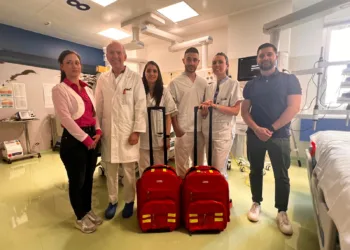 Aou Sassari: nuove dotazioni per la Terapia intensiva diretta da Pierpaolo Terragni, donati zaini per le emergenze e il trasporto dei piccoli pazienti