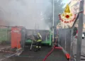 Sassari: a fuoco un cassone in via Asproni