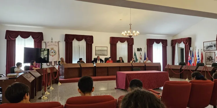 Al via, a Stintino, l’esperimento del Consiglio comunale dei ragazzi: un pecorso formativo per i cittadini di domani