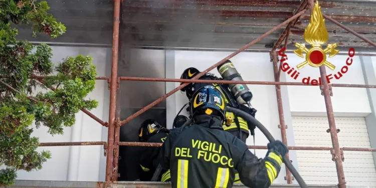 Alghero: incendio all’interno di un appartamento in via Liguria