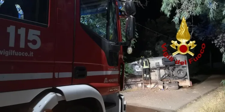 San Sperate: incidente stradale in via Giardini, morto un 26enne
