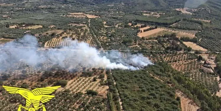 Villacidro: incendio in località Sa Mandara