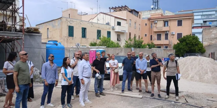Alghero: sopralluogo nelle scuole medie di via Tarragona