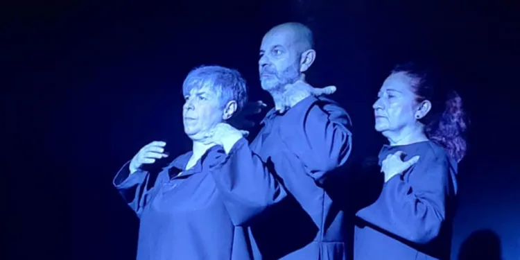 Questa sera, nel sito archeologico di Tanca Manna, a Nuoro, Teatro Tragodia mette in scena “L’Isola del Tempo”