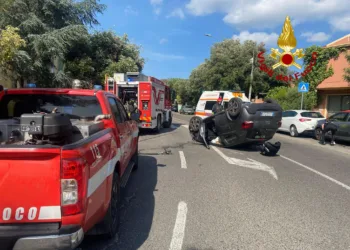 Nuoro: incidente stradale in viale Costituzione