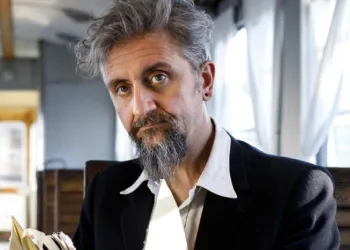 Barbagia in Blu apre il sipario con Ascanio Celestini: a Fonni arriva “Radio Clandestina”