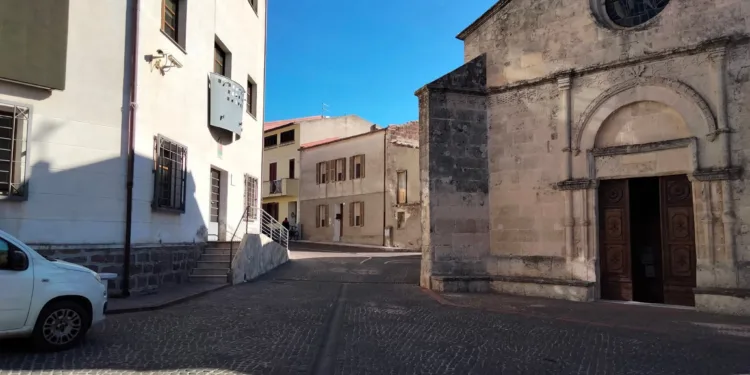 Cheremule: disservizi nella linea telefonica, la protesta del sindaco Salvatore Masia