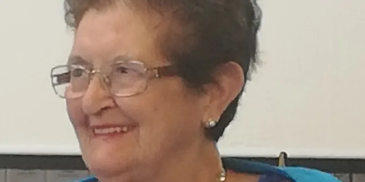 La poetessa Anna Rosa Fenu, canta la bellezza della natura e il creato con spirituale autenticità emotiva