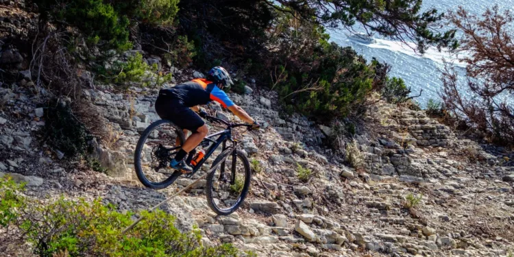 Fine settimana “mondiale” a Baunei. Sabato e domenica il Gran Prix of Sardinia Fim della Coppa del Mondo di E-Bike Enduro