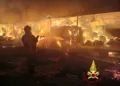 Benetutti: a fuoco un fienile