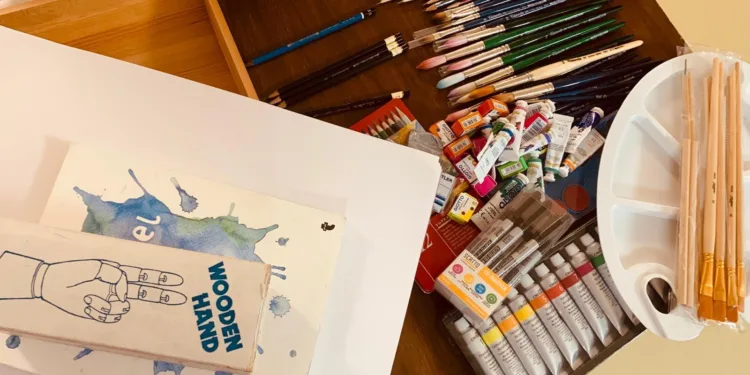 L’arte al servizio delle persone, ai bambini della Tanzania colori e pennelli raccolti dell’Accademia d’Arte di Cagliari