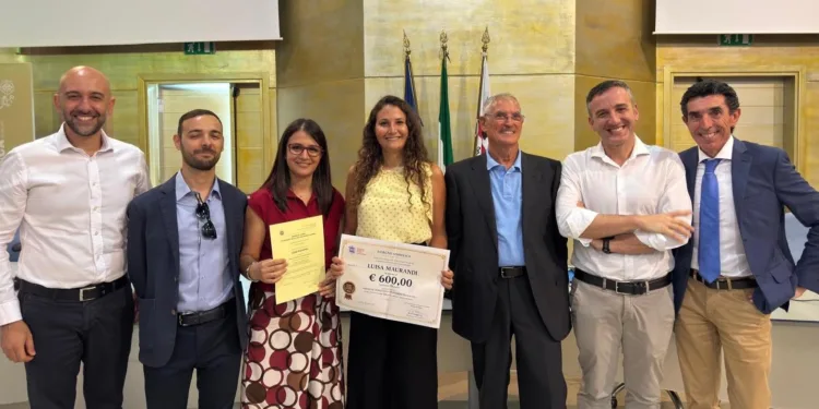Premio di laurea ATI in memoria della professoressa Chiara Palomba. Riconoscimento a Luisa Maurandi per una tesi sulla transizione energetica 