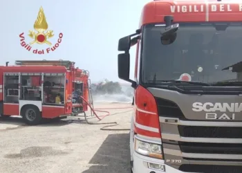 Incendio nella periferia di Monserrato