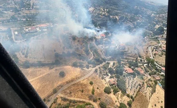 Ozieri: incendio in località “Monte Balvazanis”