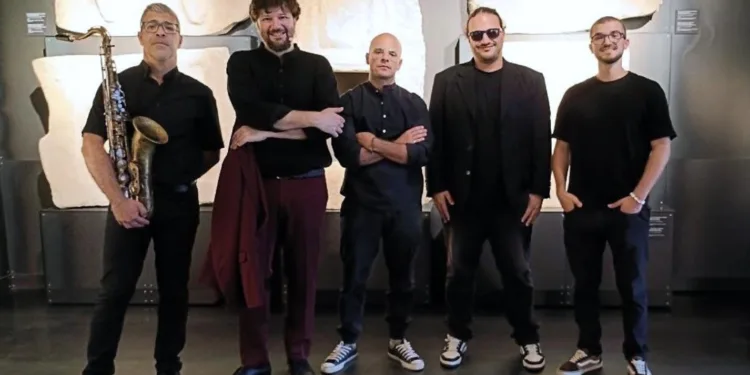 A Stintino si chiude con Dixie! Un racconto Jazz Domenica 19 al Porto Vecchio concerto-spettacolo di e con Michele Vargiu