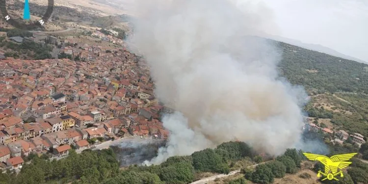 Incendio nelle campagne di Bonorva