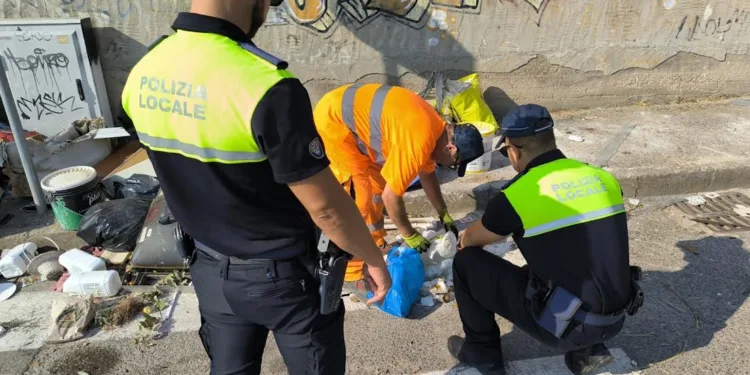 Abbandono di rifiuti a Cagliari: boom di sanzioni nel primo semestre del 2026
