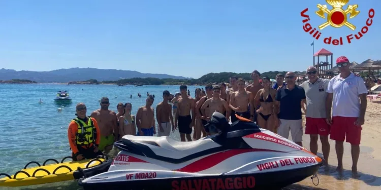 Campo Giovani 2026: ventinove ragazzi a scuola con i vigili del fuoco al distaccamento di Olbia