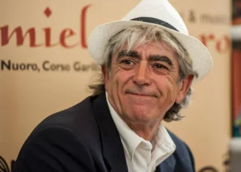 Un’Isola in Rete: Walter Siti, Marcello Fois e Gesuino Nemus protagonisti del gran finale a Castelsardo