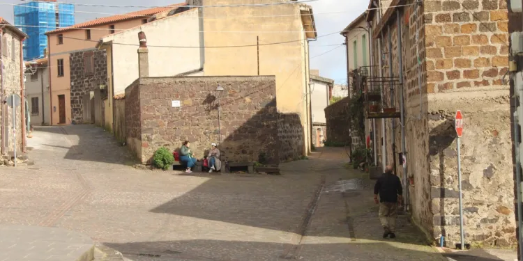 Paulilatino: nelle ore notturne i lavori di adeguamento dello svincolo di Santa Cristina