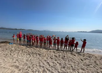 I bambini del centro estivo Sas Janas hanno restituito le conchiglie al mare