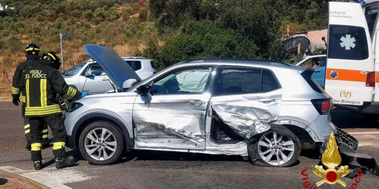 Porto Rotondo: incidente stradale in viale Rudalza