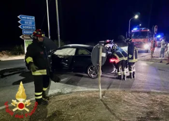 Platamona: incidente stradale in via della Torre